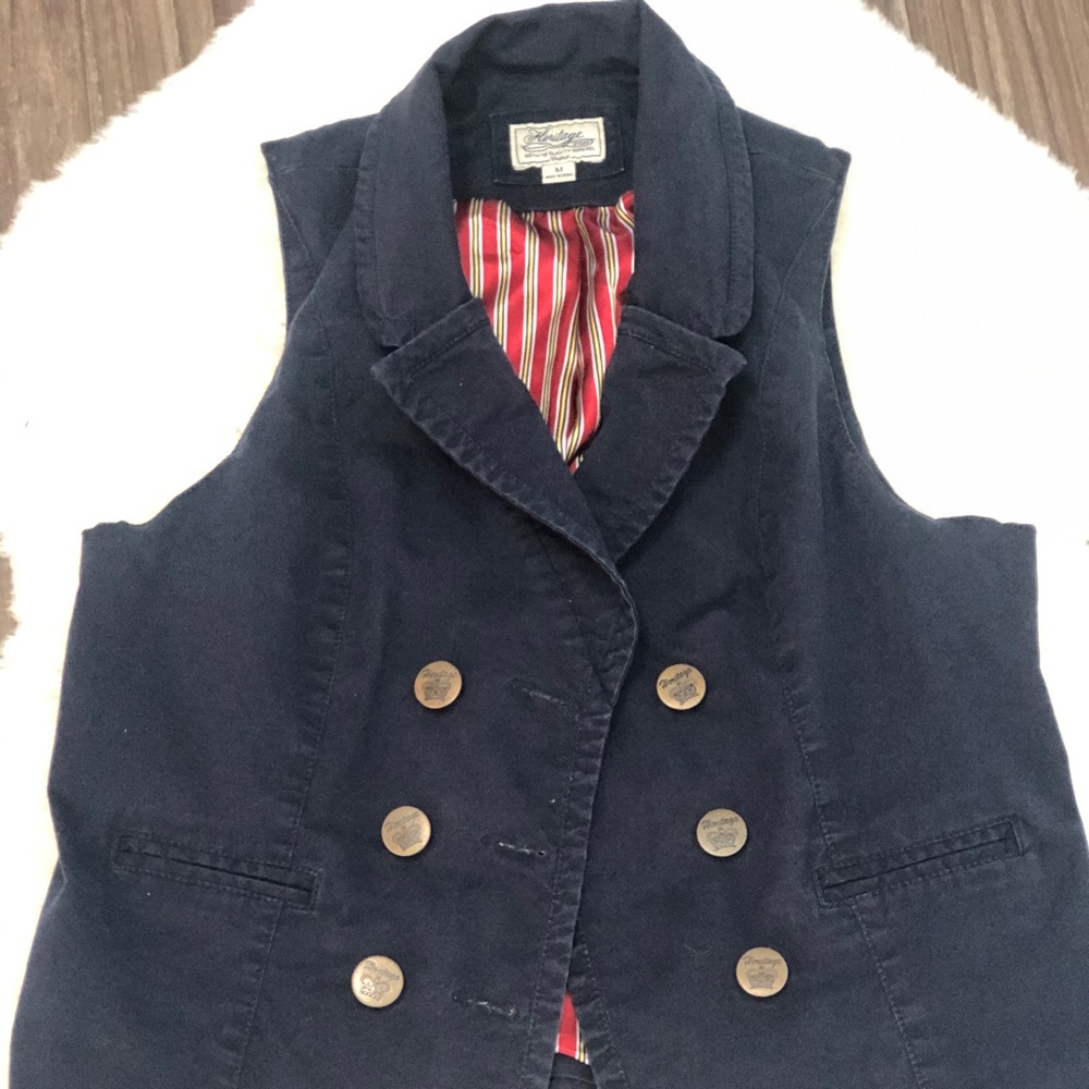Jean Vest